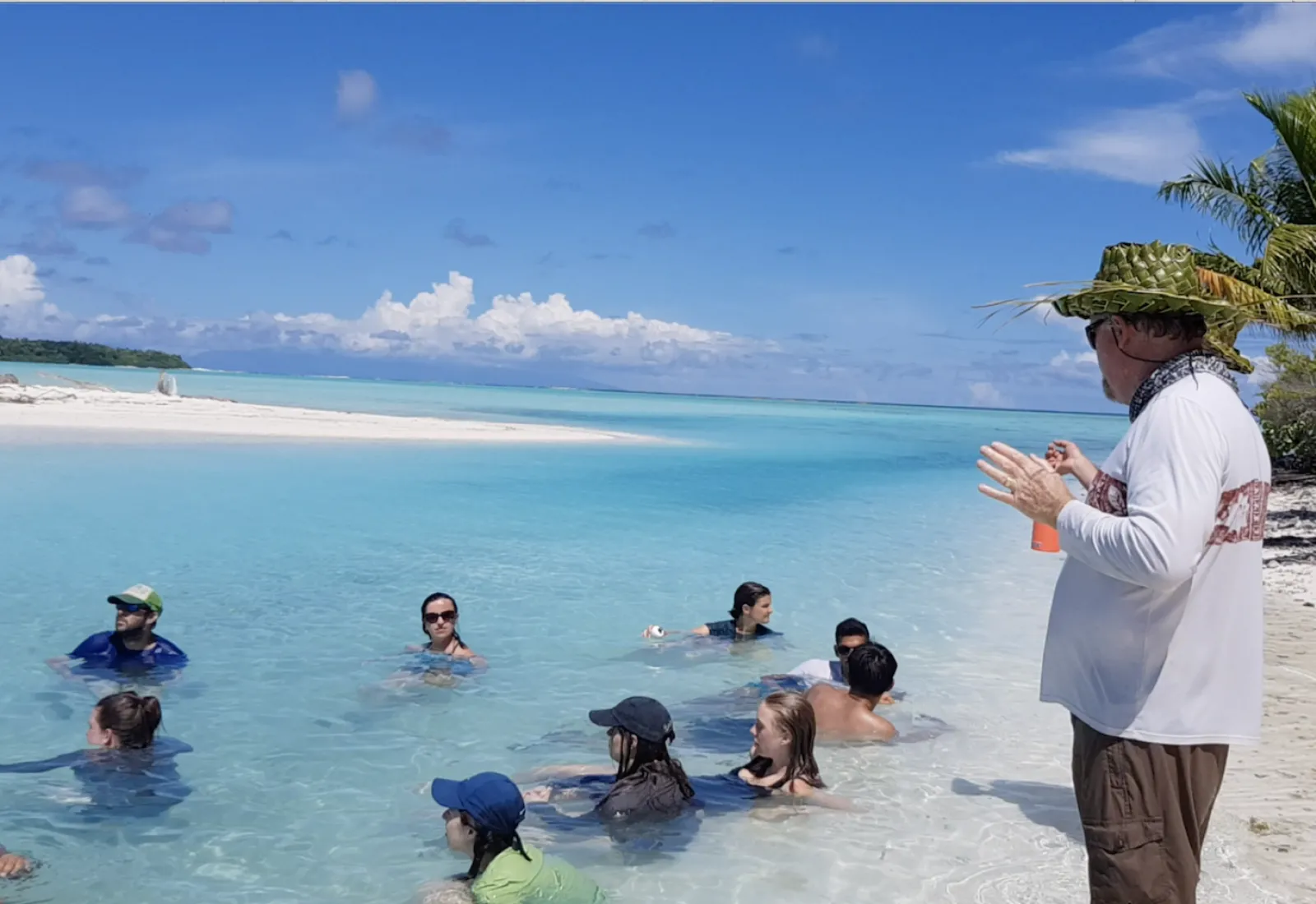 Frank teaching a class in the lagoon