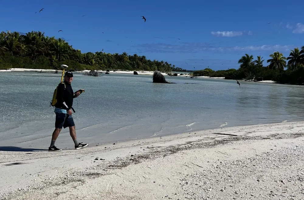 walking the tetiaroa coastline